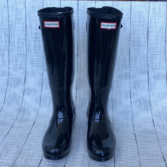Hunter Rain Boots - Women’s Tall Back Adjustable Black Gloss, size 8 US, 39 EU - Picture 3 of 13
